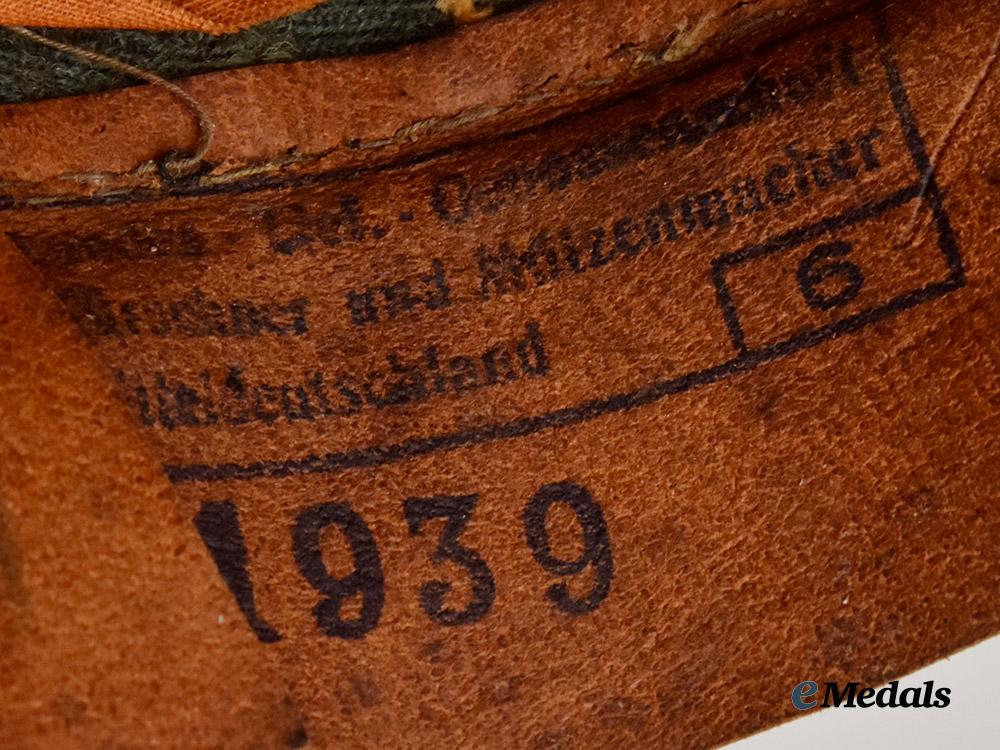 germany,_heer._an_administrative_officer’s_visor_cap,_by_l_a_g_o_mitteldeutschland___m_n_c4687