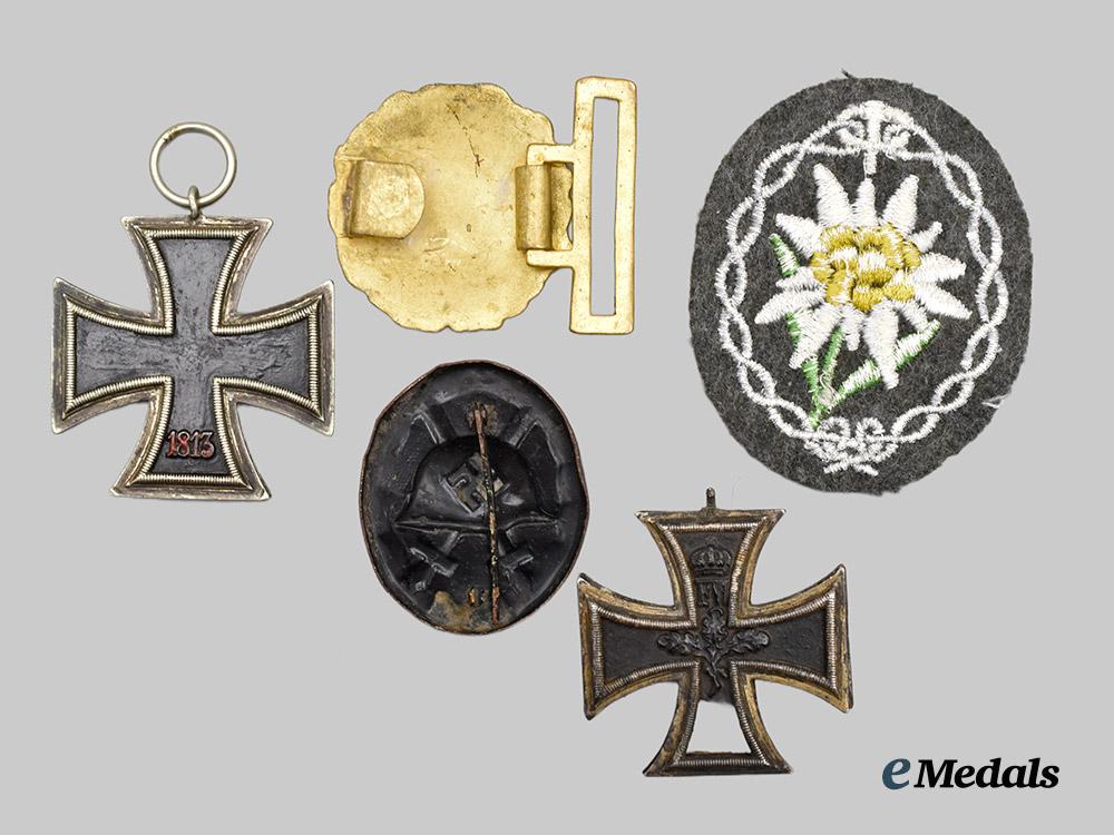 germany,_imperial;_germany,_third_reich._a_mixed_lot_of_awards_and_insignia___m_n_c4711