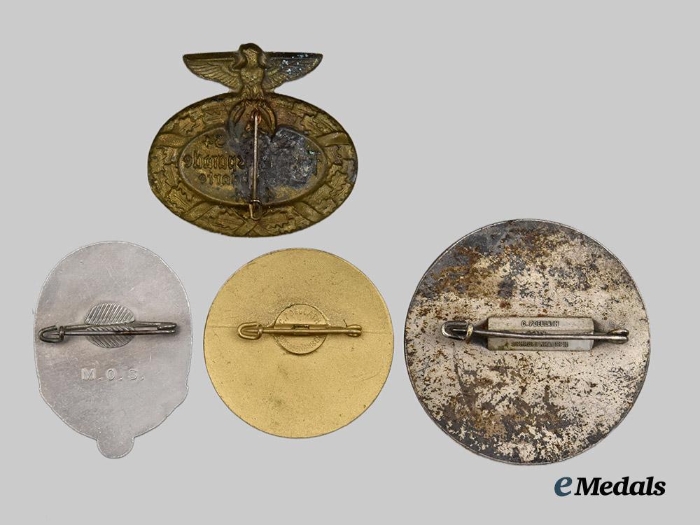 germany,_third_reich._a_lot_of_four_badges___m_n_c4724