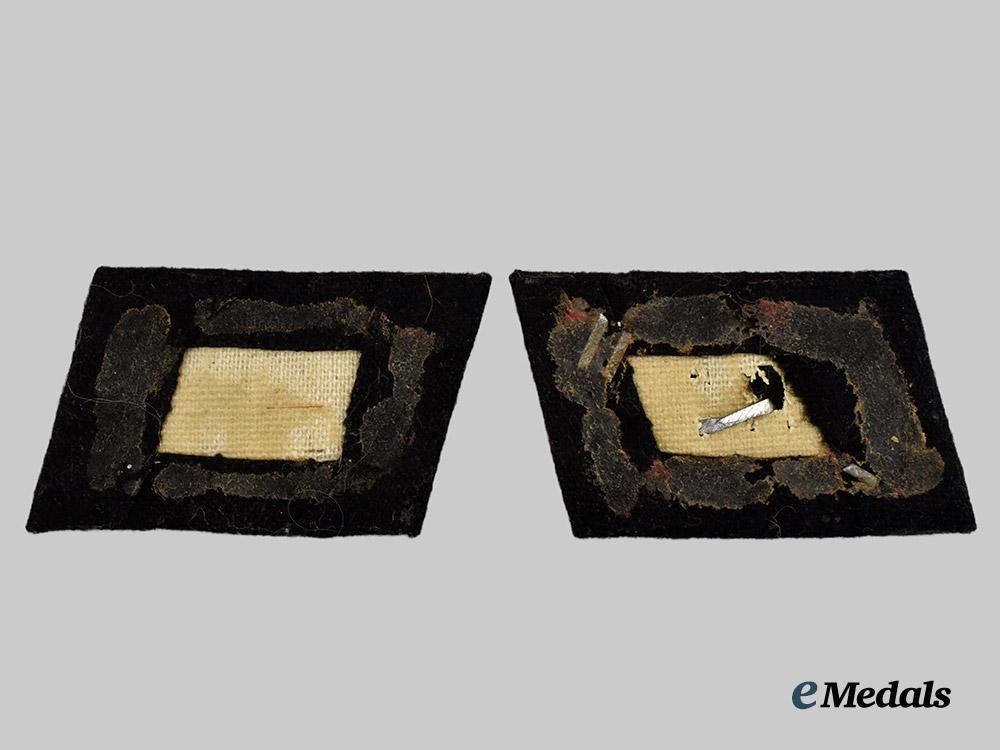 german,_s_s._a_matching_set_of_waffen-_s_s_untersturmführer_collar_tabs___m_n_c4732