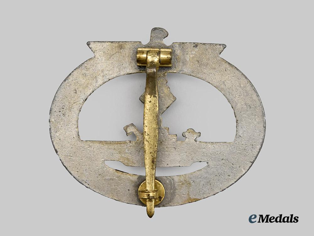 germany,_kriegsmarine._a_u-_boat_war_badge,_by_funcke&_brüninghaus___m_n_c4744