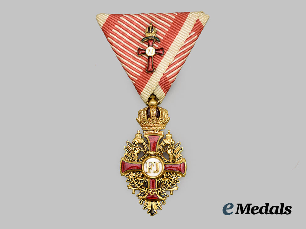 austria,_empire._an_order_of_franz_joseph,_officer_class_with_war_decoration,_c.1916___m_n_c4746