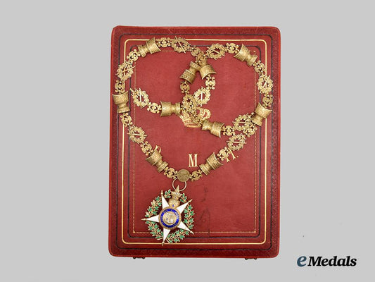 portugal,_kingdom._an_order_of_the_tower_and_sword,_grand_collar_with_case,_by_da_costa,_c.1880___m_n_c4785