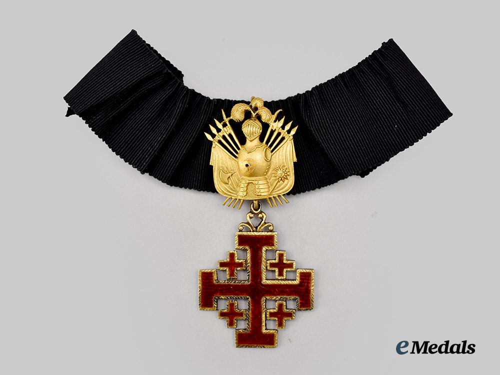 vatican,_papal_state._an_order_of_the_holy_sepulchre,_commander_in_case___m_n_c4790