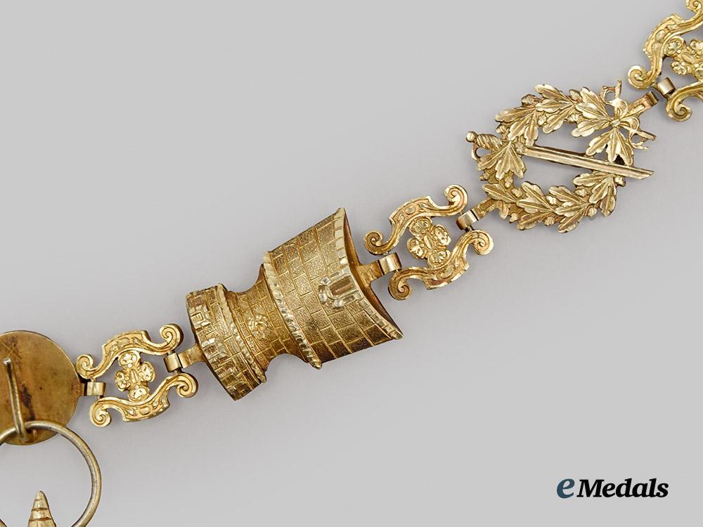 portugal,_kingdom._an_order_of_the_tower_and_sword,_grand_collar_with_case,_by_da_costa,_c.1880___m_n_c4793