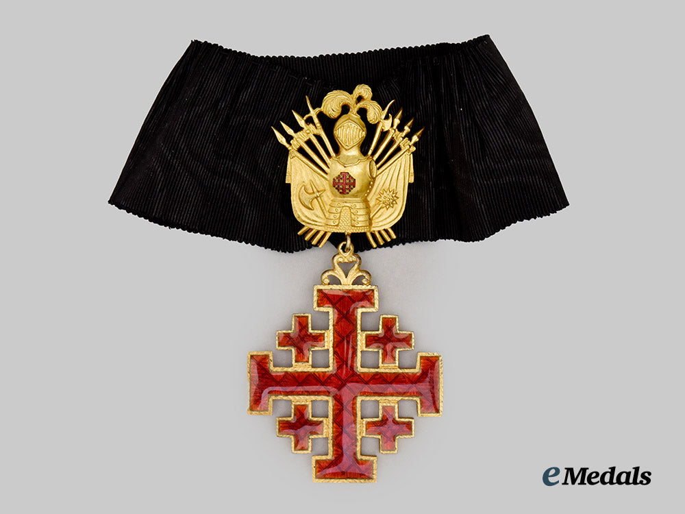 vatican,_papal_state._an_order_of_the_holy_sepulchre_of_jerusalem,_grand_officer,_c.1955___m_n_c4805