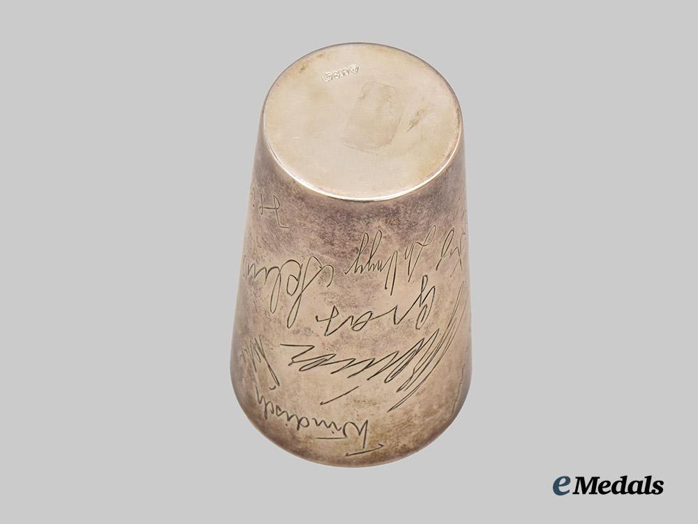 germany,_imperial._a_jäger-_regiment19_commemorative_cup_in_silver,_by_lutz&_weiss___m_n_c4827-_recovered