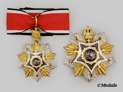 egypt,_arab_republic._an_order_of_merit,_i_i_class_set_with_case___m_n_c4846
