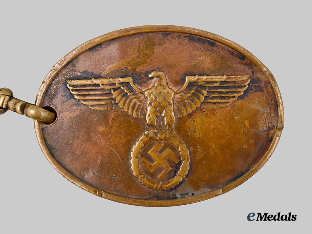 germany,_third_reich._a_rare_kriminalpolizei_identification_disc___m_n_c4885-_recovered