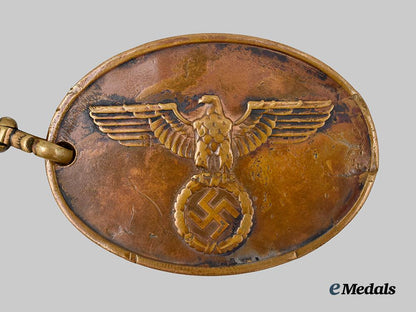 germany,_third_reich._a_rare_kriminalpolizei_identification_disc___m_n_c4885-_recovered