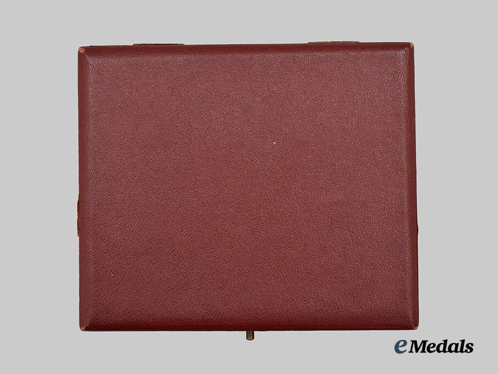 netherlands,_kingdom._a_red_cross_of_merit,_for_ladies,_in_case___m_n_c4891
