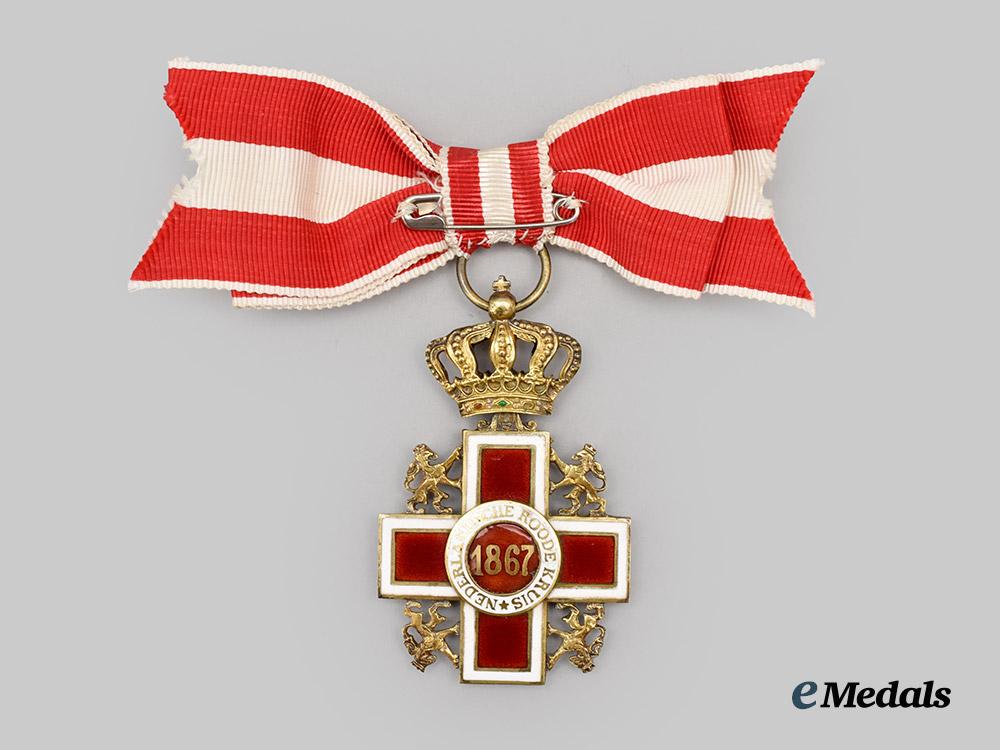 netherlands,_kingdom._a_red_cross_of_merit,_for_ladies,_in_case___m_n_c4896