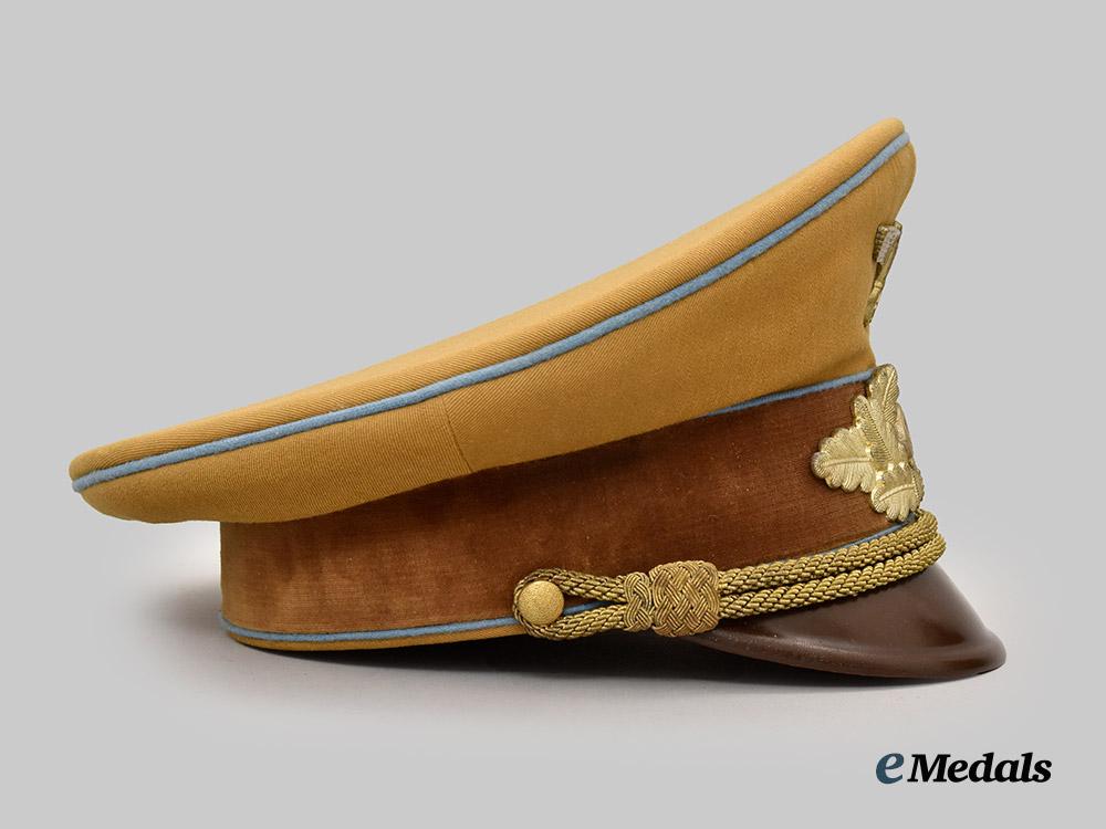 germany,_n_s_d_a_p._a_political_leader’s_visor_cap,_orts-_level___m_n_c4954