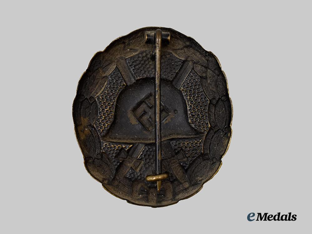 germany,_wehrmacht._a_black_grade_wound_badge,_first_pattern,_unknown_maker_variant___m_n_c4967-_recovered