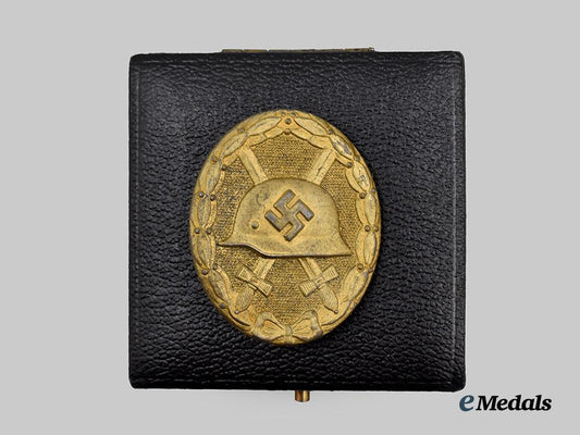 germany,_wehrmacht._a_gold_grade_wound_badge,_with_case,_by_the_vienna_mint___m_n_c4976