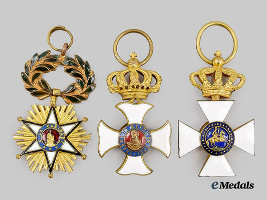 spain,_kingdom._a_lot_of_three_reduced_size_orders&_decorations___m_n_c4984