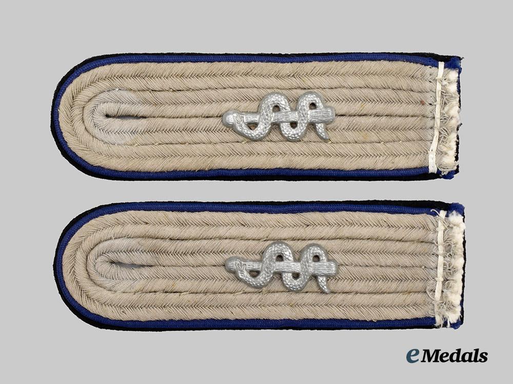 germany,_s_s._a_set_of_waffen-_s_s_medical_untersturmführer_shoulder_boards___m_n_c5012