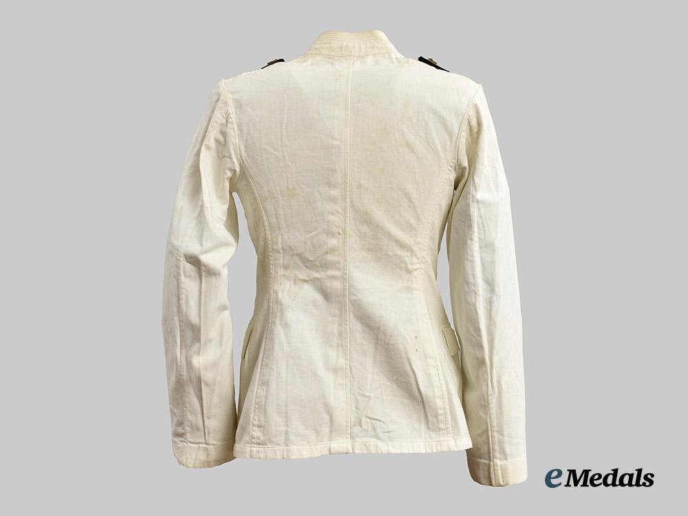 germany,_kriegsmarine._an_oberfähnrich_white_service_uniform,_old_style,_owner-_attributed_example___m_n_c5049