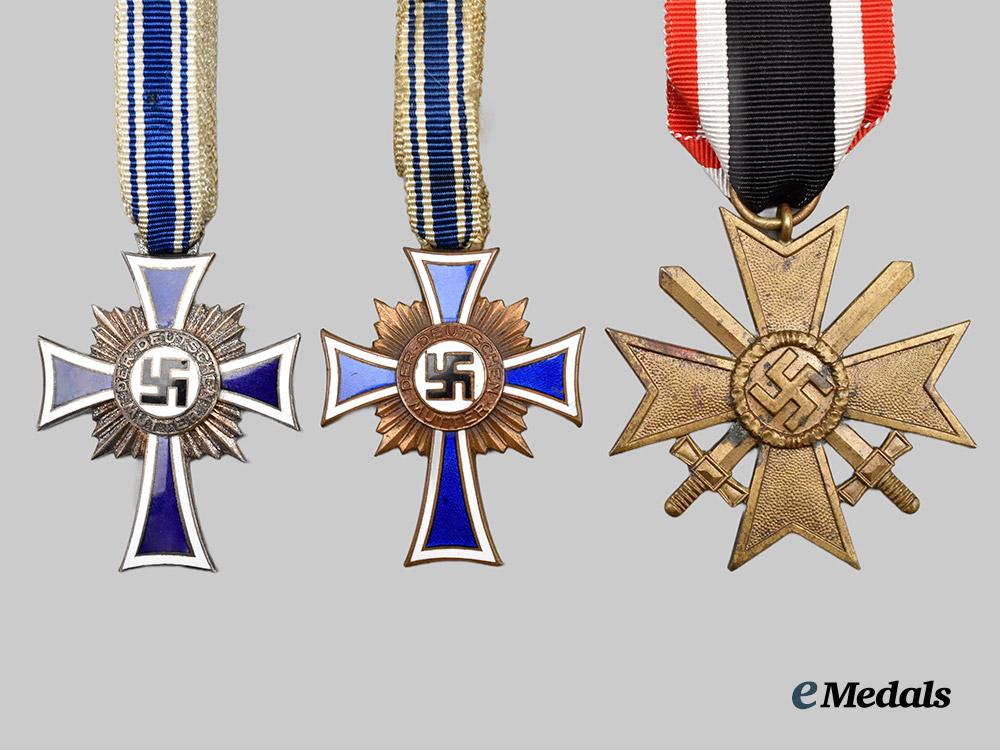germany,_third_reich._a_mixed_lot_of_awards___m_n_c5077