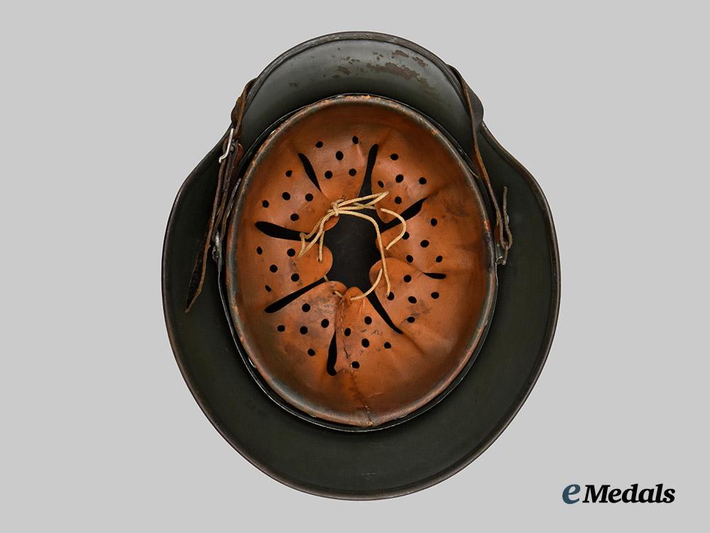 germany,_luftwaffe._an_m40_stahlhelm,_repurposed_example,_by_eisenhüttenwerke_thale_a._g.___m_n_c5101