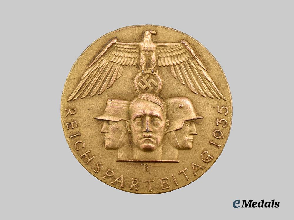 germany,_n_s_d_a_p._a1935_nuremberg_rally_commemorative_medal,_with_case,_by_deschler&_sohn___m_n_c5108