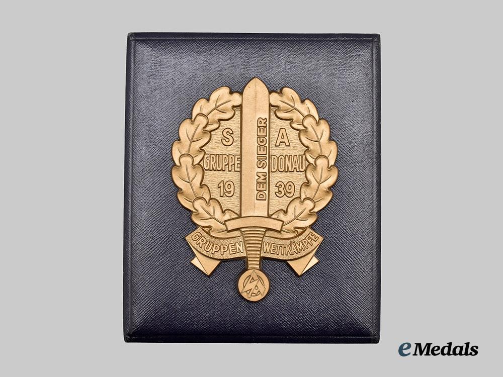 germany,_s_a._a_mint1939_s_a-_gruppe_donau_sports_competition_victor’s_plaque,_with_case___m_n_c5113