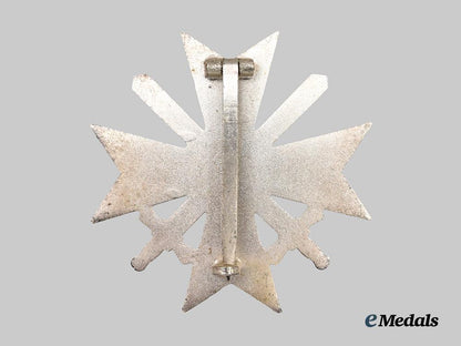 germany,_wehrmacht._a_war_merit_cross_i_class_with_swords_and_case,_by_kerbach&_oesterhelt___m_n_c5123