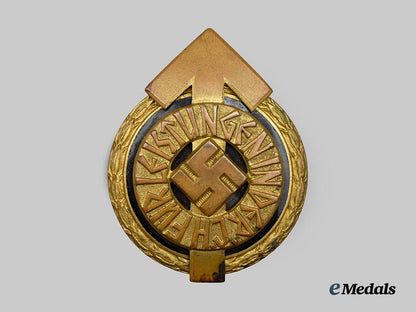 germany,_h_j._a_golden_h_j_leader’s_sports_proficiency_badge,_numbered_example,_by_gustav_brehmer_of_markneukirchen___m_n_c5166