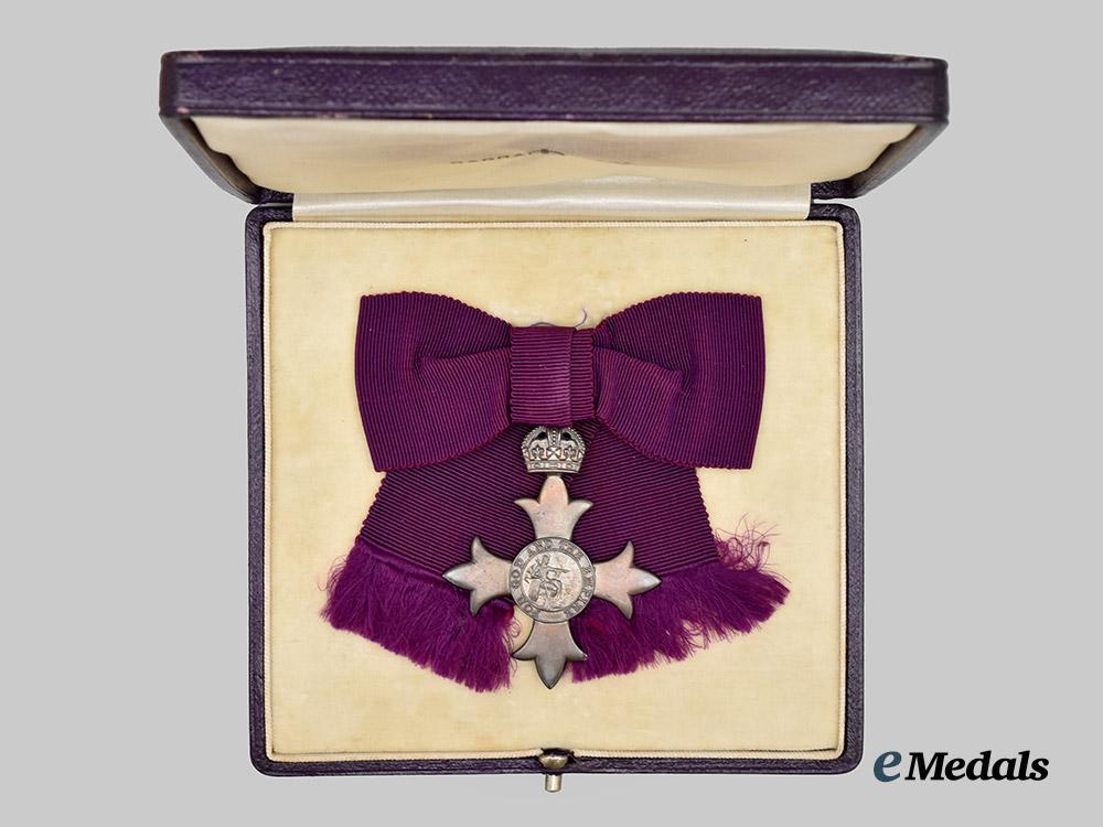 united_kingdom._an_order_of_the_british_empire,_v_class_member,_to_miss_townsend,_assistant_librarian_for_the_foreign_office,_c.1920___m_n_c5211