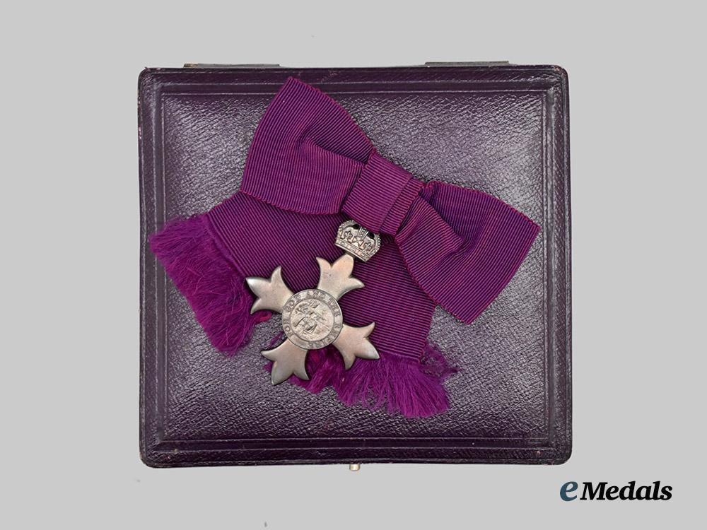 united_kingdom._an_order_of_the_british_empire,_v_class_member,_to_miss_townsend,_assistant_librarian_for_the_foreign_office,_c.1920___m_n_c5213