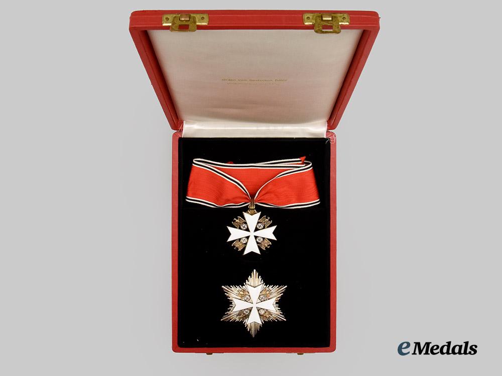 germany,_third_reich._an_order_of_the_german_eagle,_i_i_class_cross_with_breast_star_and_case,_by_gebrüder_godet___m_n_c5240