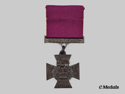 united_kingdom._a_limited_edition_replica_victoria_cross_by_hancocks&_co._of_london,_number467_of1352___m_n_c5262