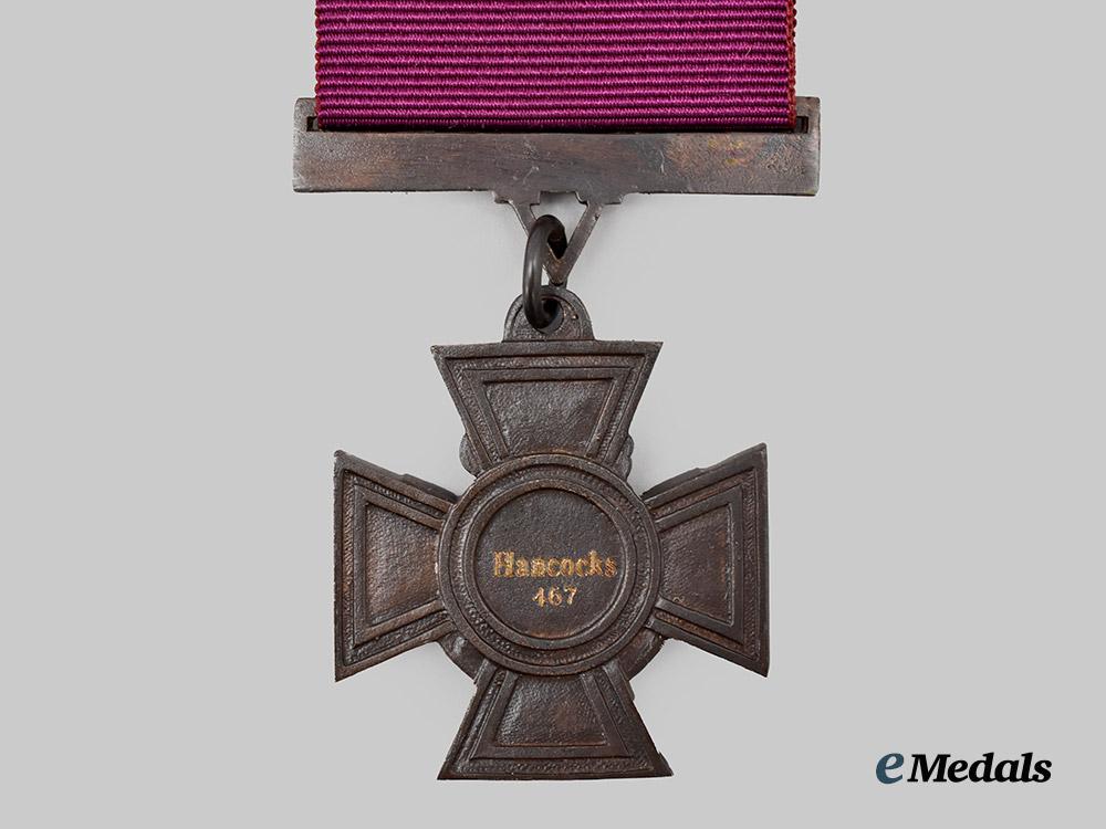 united_kingdom._a_limited_edition_replica_victoria_cross_by_hancocks&_co._of_london,_number467_of1352___m_n_c5265