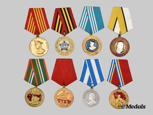 russia,_soviet_union._a_lot_of_medals&_awards___m_n_c5281(1)