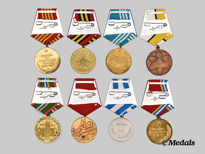 russia,_soviet_union._a_lot_of_medals&_awards___m_n_c5282(1)
