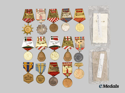international._a_lot_of_medals,_decorations&_awards___m_n_c5294(1)