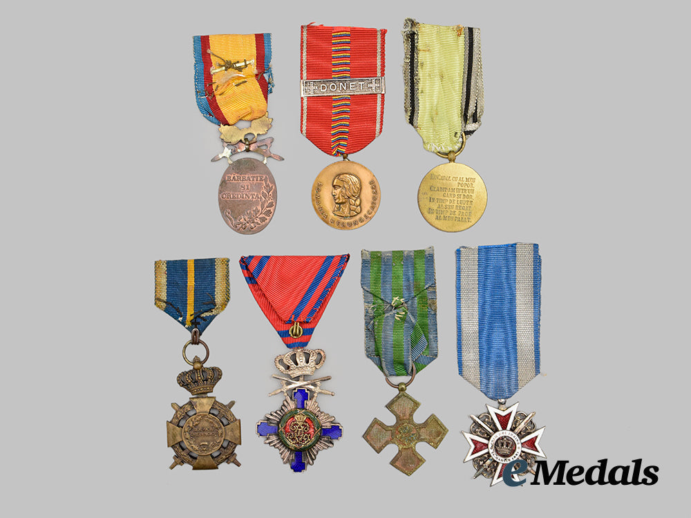 romania,_kingdom._a_lot_of_orders,_medals,&_decorations___m_n_c5297