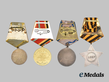 russia,_soviet_union._a_lot_of_decorations&_medals___m_n_c5301