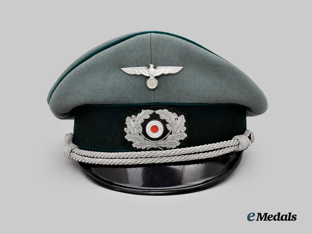germany,_heer._an_administrative_officer’s_visor_cap,_by_n._schega&_neffe___m_n_c5301