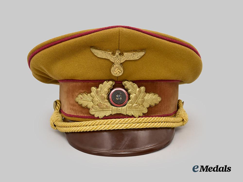 germany,_n_s_d_a_p._a_political_leader’s_visor_cap,_gau-_level___m_n_c5327