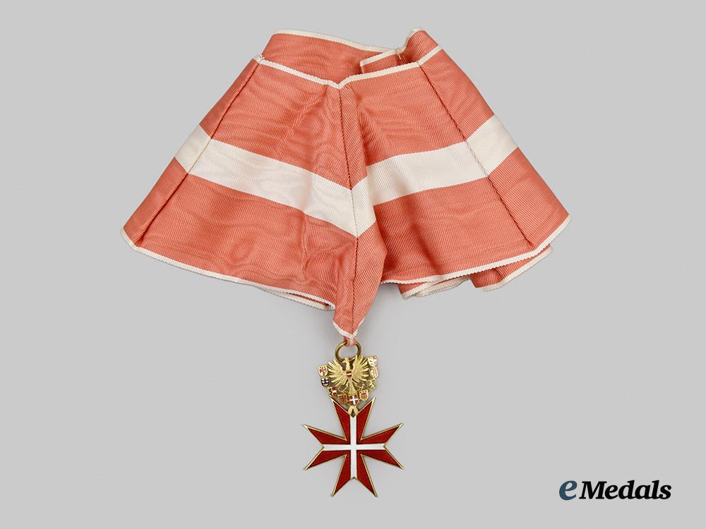 austria,_republic._a_decoration_of_honour_for_services_to_the_republic_of_austria,_grand_decoration_of_honour_in_gold_for_bishops,_by_w._reitterer,_c.1950___m_n_c5347