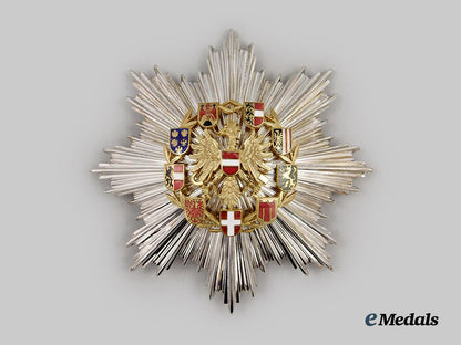 austria,_republic._a_decoration_of_honour_for_services_to_the_republic_of_austria,_grand_decoration_of_honour_in_gold_for_bishops,_by_w._reitterer,_c.1950___m_n_c5351