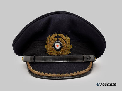 germany,_kriegsmarine._a_junior_officer’s_visor_cap___m_n_c5351