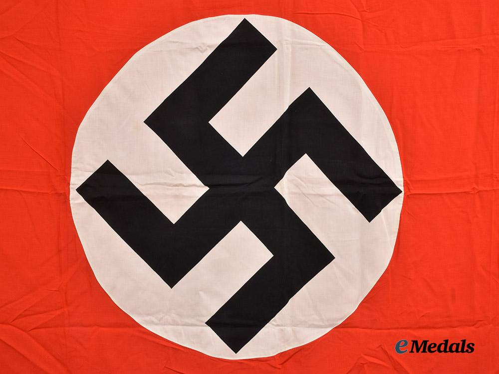 germany,_third_reich._a_large_national_flag___m_n_c5370