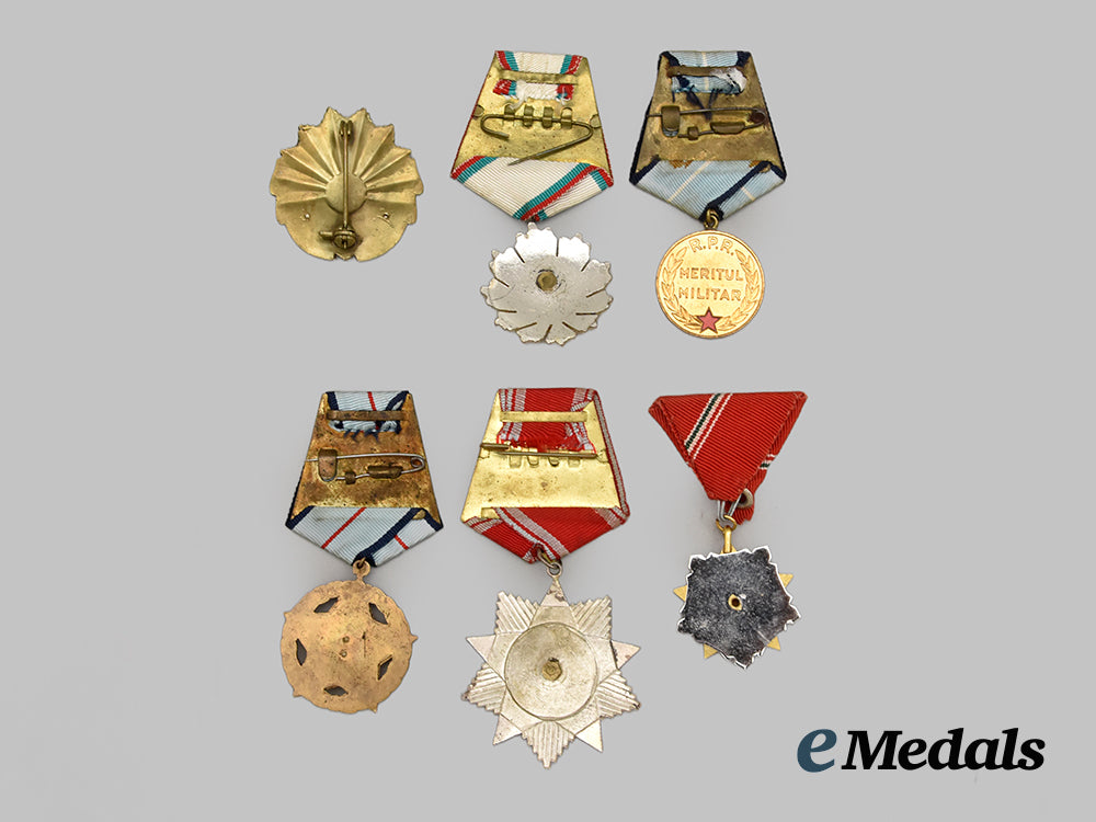 international._a_large_lot_of_medals&_awards___m_n_c5380