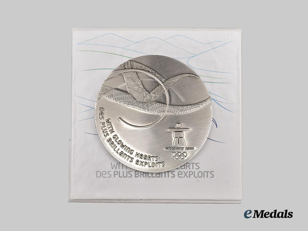 canada,_commonwealth._a_vancouver2010_winter_olympic_games_participation_medal,_boxed___m_n_c5388
