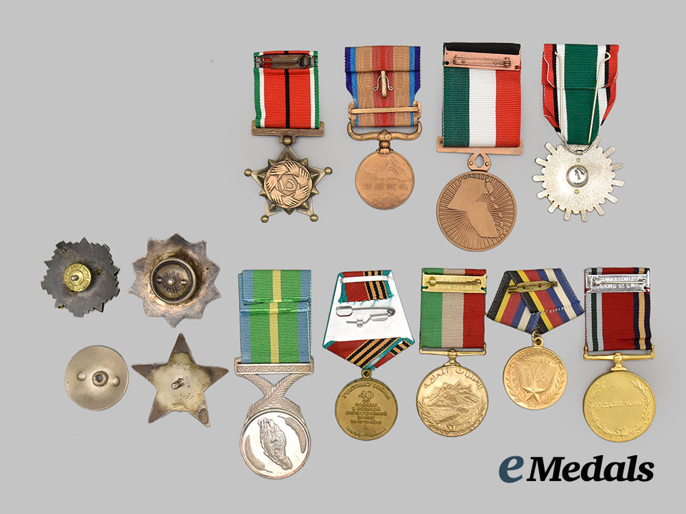 international._a_large_lot_of_medals&_awards___m_n_c5389