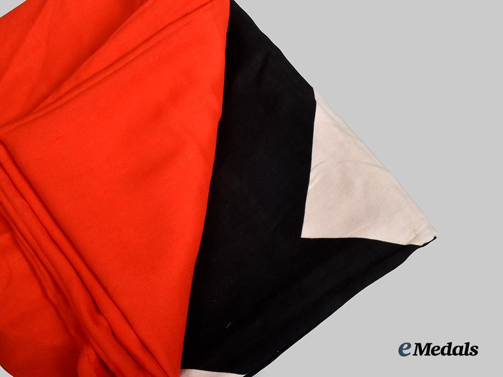 germany,_third_reich._a_large_national_flag___m_n_c5395