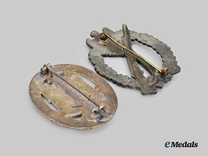 germany,_wehrmacht._a_pair_of_service_badges,_maker-_marked_examples___m_n_c5435