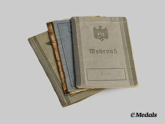 germany,_wehrmacht._a_mixed_lot_of_service_books_to_decorated_eastern_and_western_front_combatants___m_n_c5456
